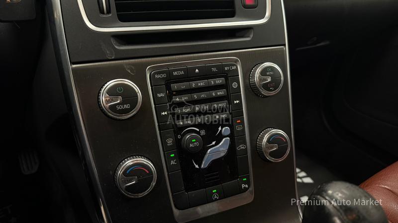 Volvo V60 //1.6 D2/KOŽA/FUL