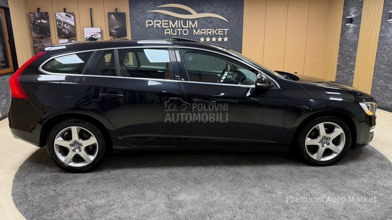 Volvo V60 //1.6 D2/KOŽA/FUL
