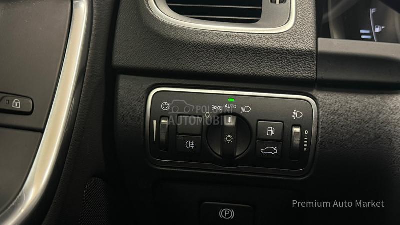 Volvo V60 //1.6 D2/KOŽA/FUL