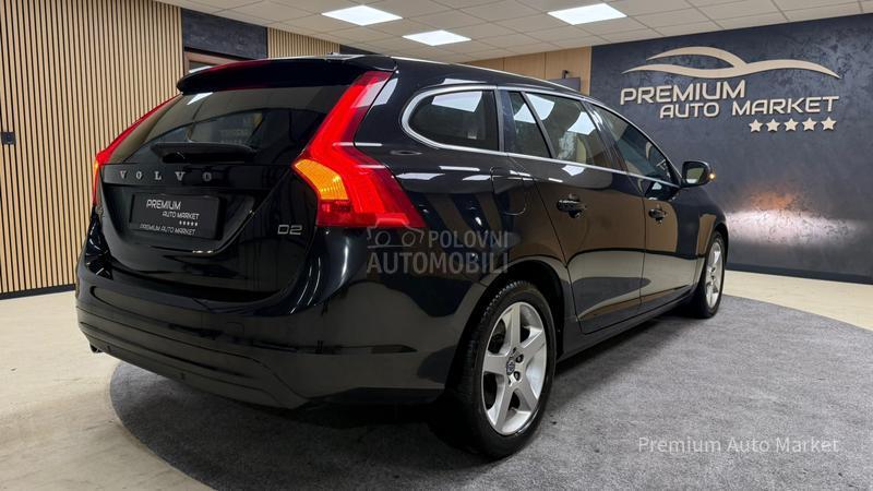 Volvo V60 //1.6 D2/KOŽA/FUL