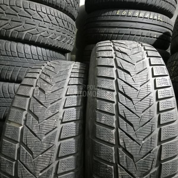 Vredestein 215/60 R17 Zimska