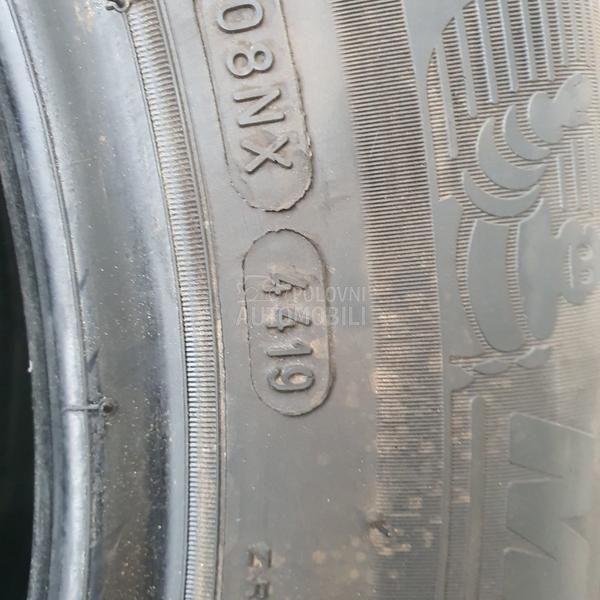 Michelin 215/60 R16 Zimska
