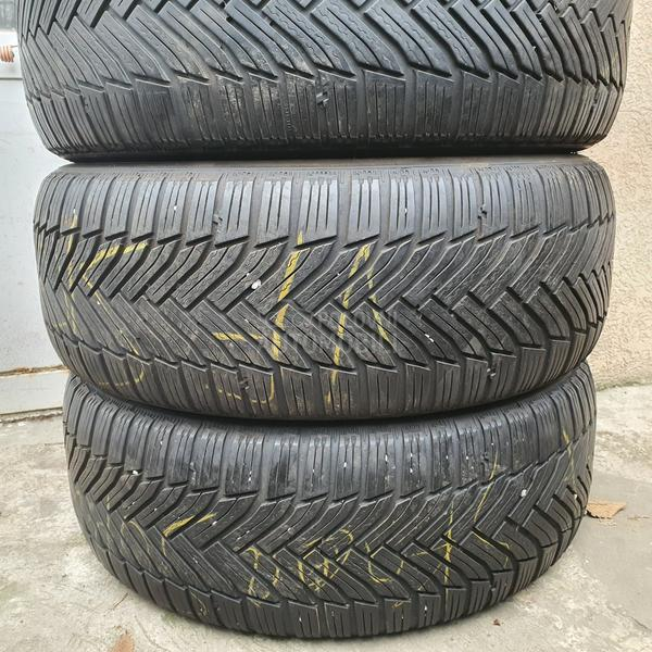 Michelin 215/60 R16 Zimska