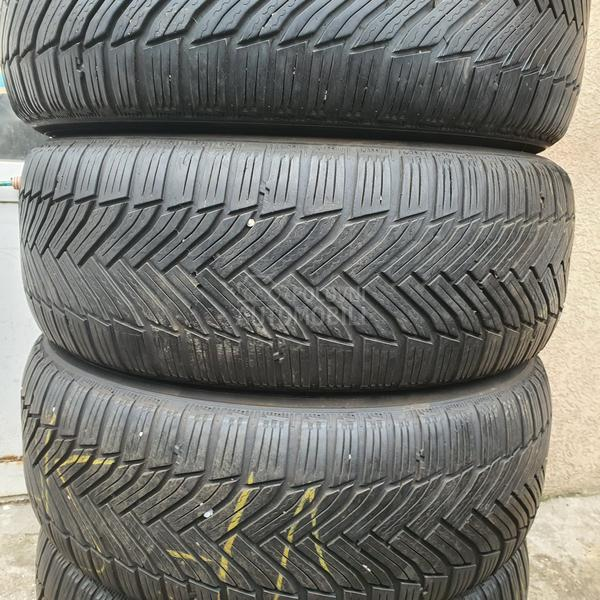 Michelin 215/60 R16 Zimska