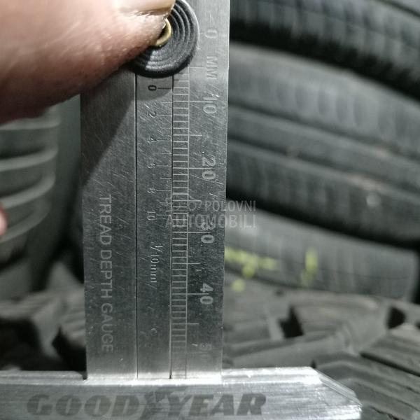 Taurus 215/60 R16 Zimska