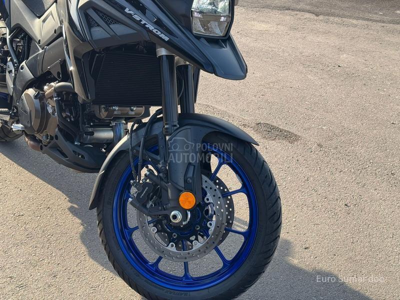 Suzuki V STROM 1050DE M5