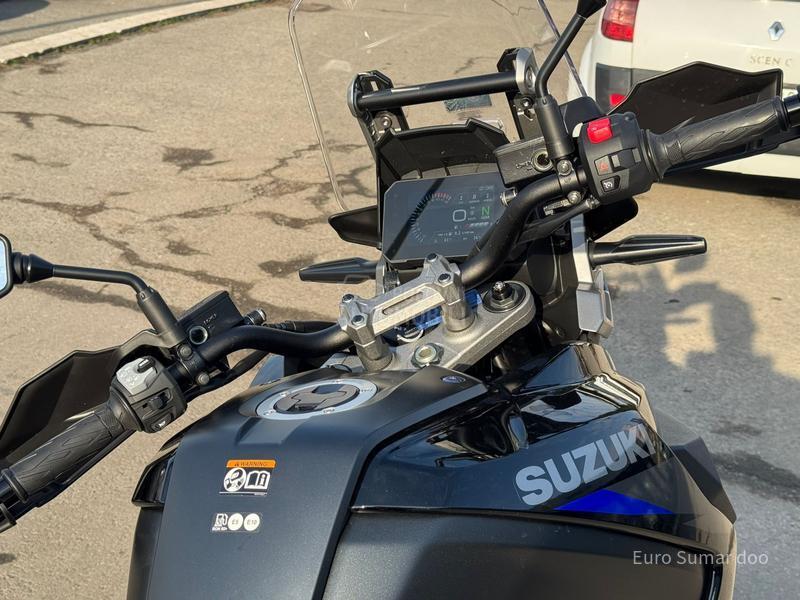 Suzuki V STROM 1050DE M5