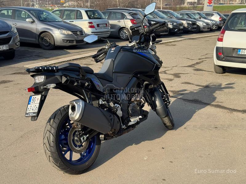 Suzuki V STROM 1050DE M5