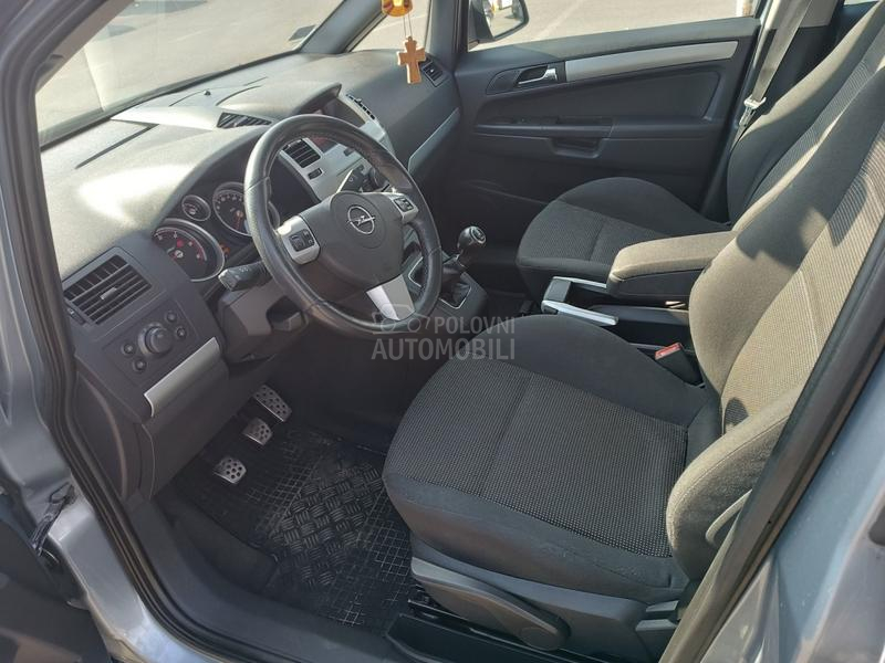 Opel Zafira 