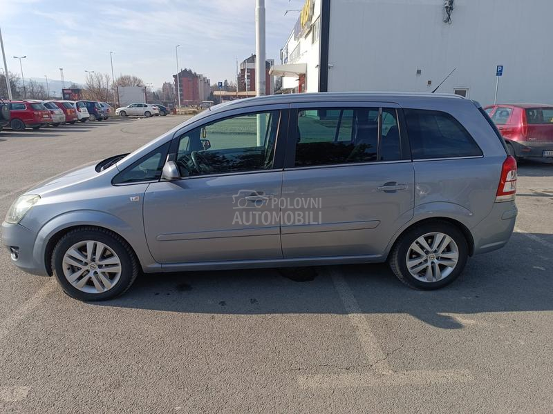 Opel Zafira 