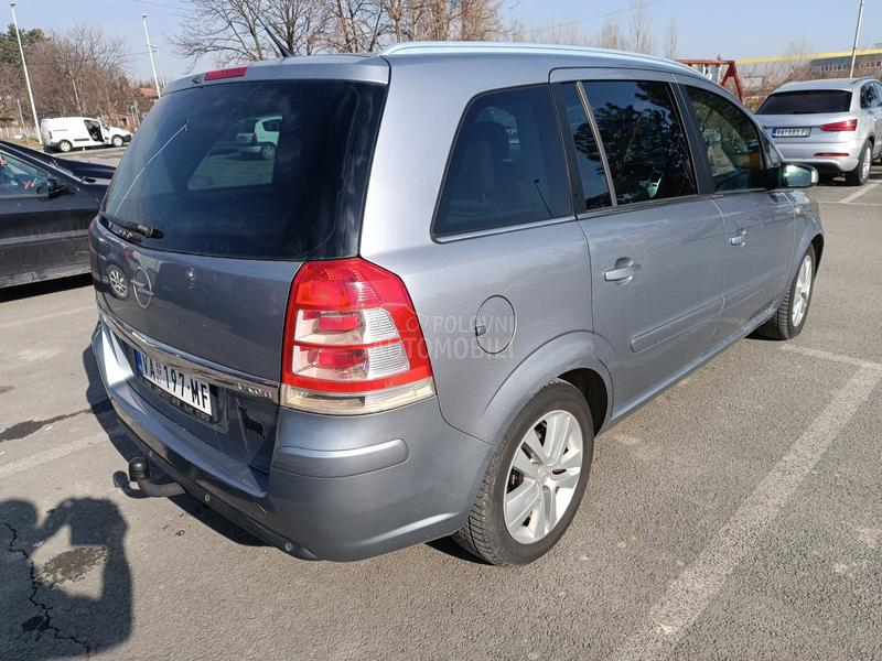 Opel Zafira 
