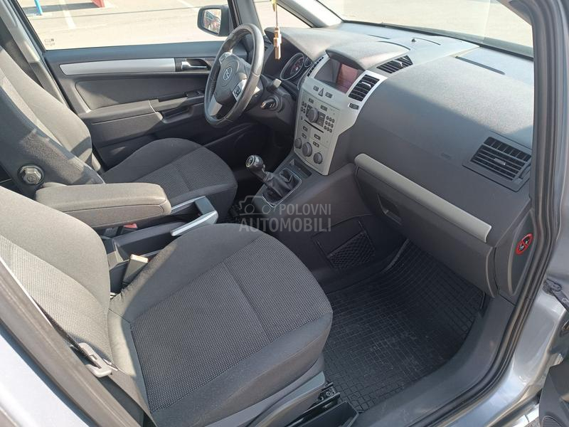 Opel Zafira 