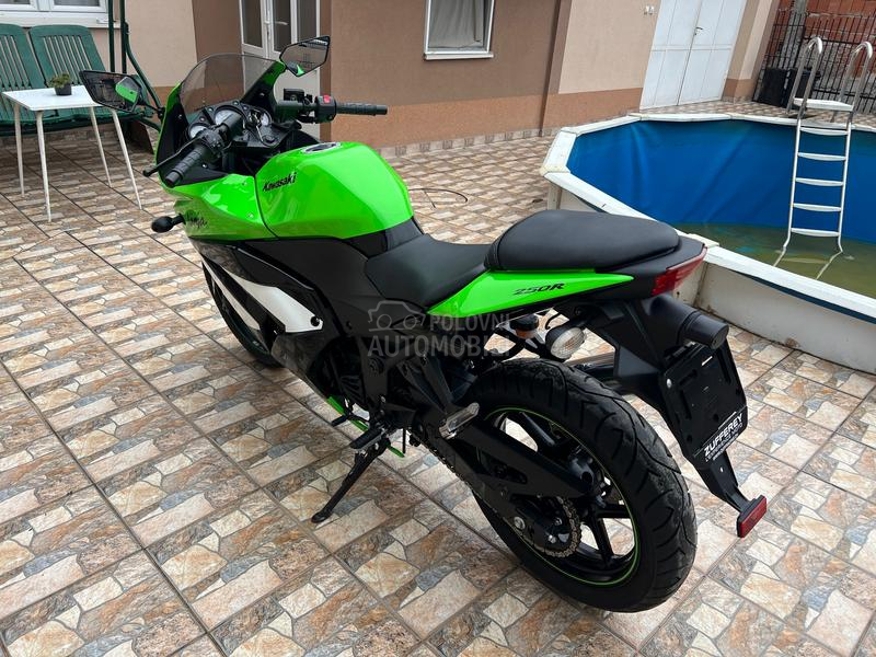 Kawasaki Ninja 250r A2 CH