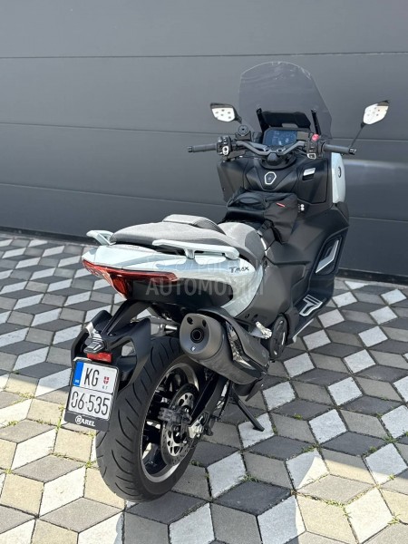Yamaha T Max Tech Max