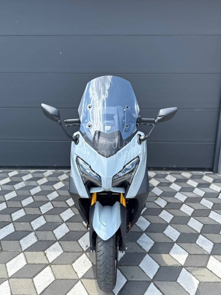 Yamaha T Max Tech Max