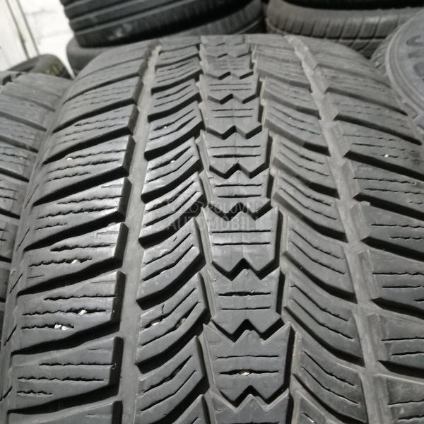 Sava 225/40 R18 Zimska