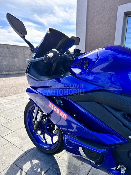 Yamaha R3