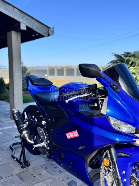 Yamaha R3