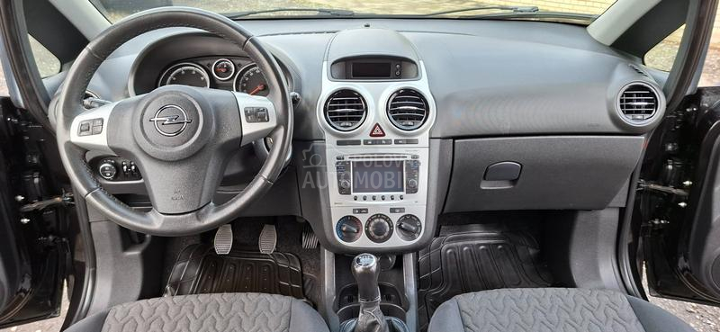 Opel Corsa D 1.3 REZERVISA NO