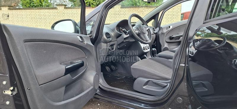 Opel Corsa D 1.3 REZERVISA NO
