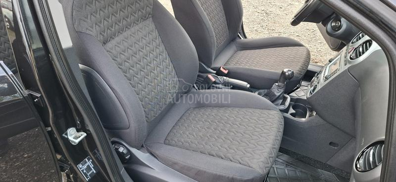 Opel Corsa D 1.3 REZERVISA NO