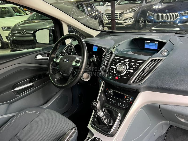 Ford C-Max TITANIUM