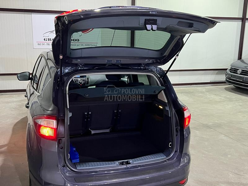 Ford C-Max TITANIUM