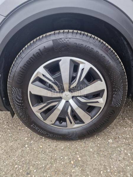 Peugeot 2008 1.2 PURETECH