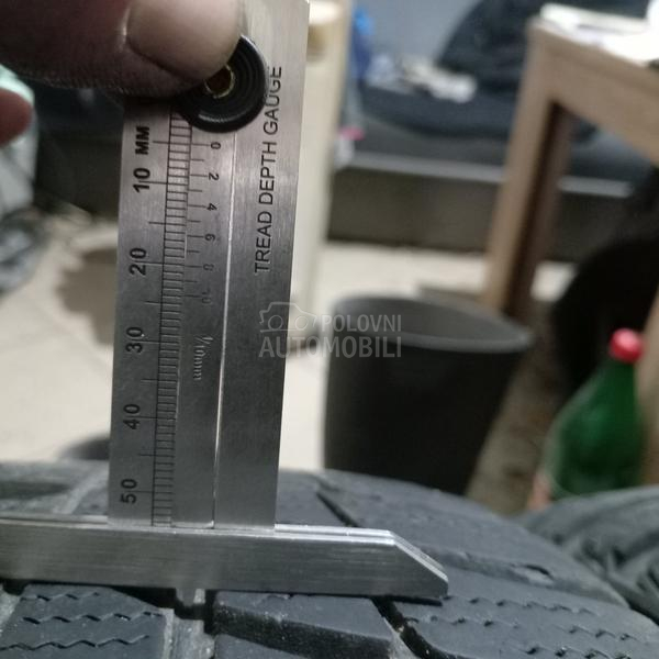 Bridgestone 225/45 R17 Zimska