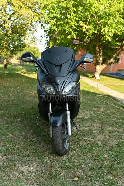 Piaggio X9