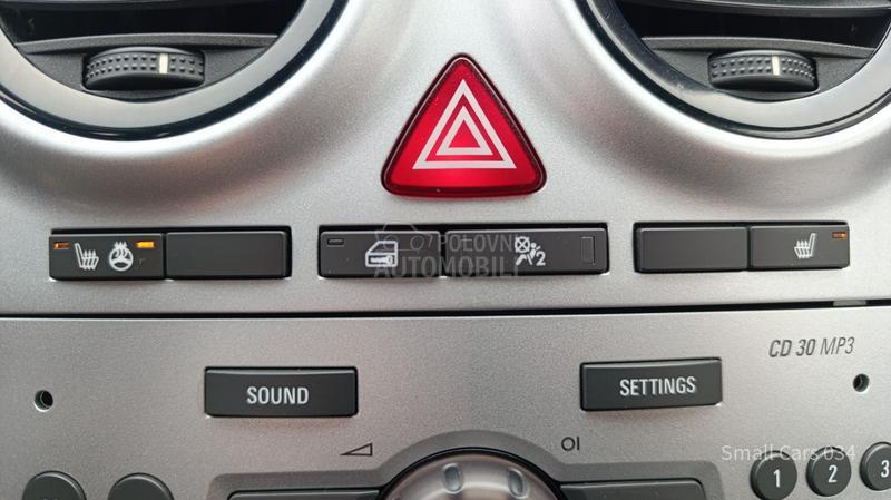 Opel Corsa D 1.2b SELECTION