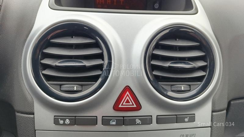 Opel Corsa D 1.2b SELECTION