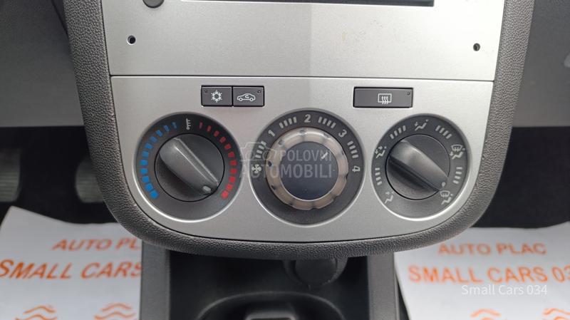 Opel Corsa D 1.2b SELECTION
