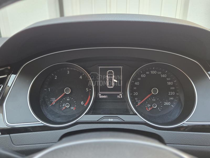 Volkswagen Passat B8 2.0TDI/NAV/AUT/FUL