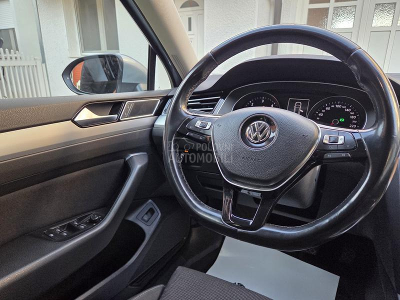 Volkswagen Passat B8 2.0TDI/NAV/AUT/FUL