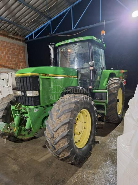 John Deere 7600