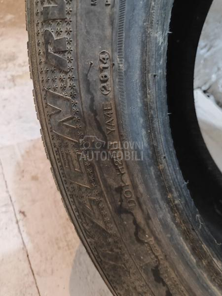 Kumho 235/55 R18 Zimska