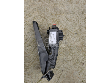 pedala gasa 1.9 za Volkswagen Golf 5