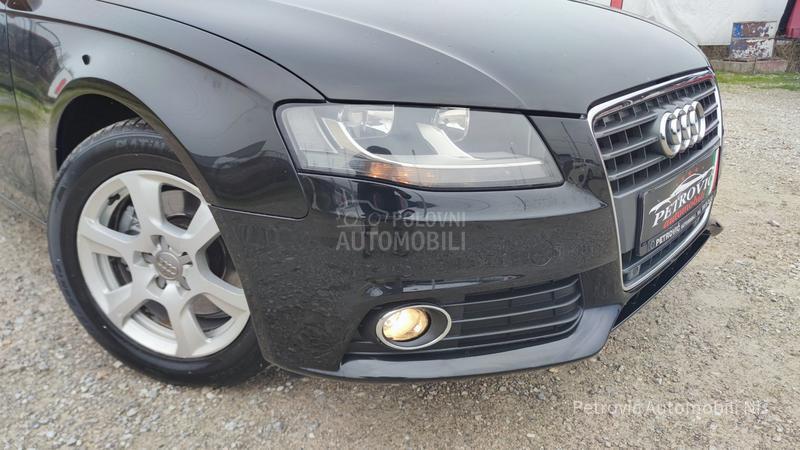 Audi A4 2.0 TDi //BUSINESS//