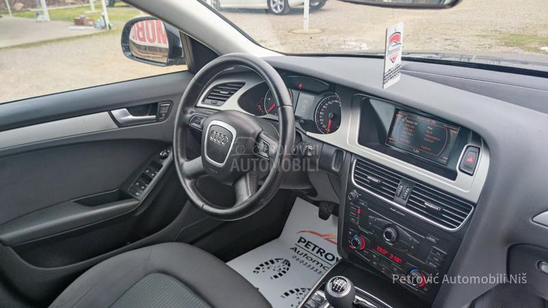 Audi A4 2.0 TDi //BUSINESS//