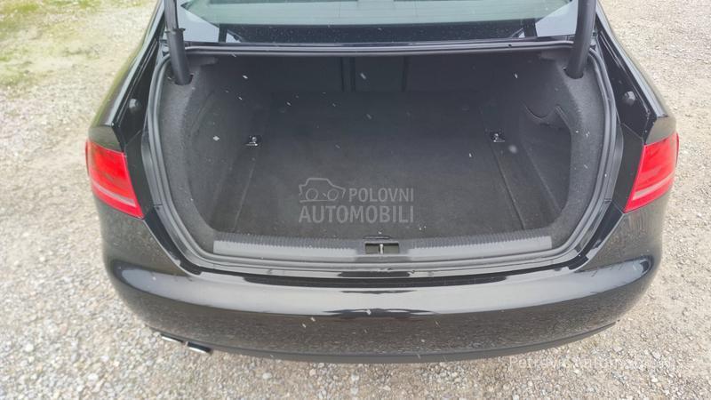 Audi A4 2.0 TDi //BUSINESS//
