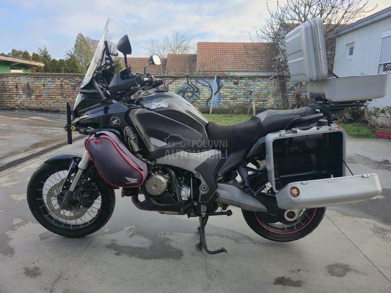 Honda VFR 1200X  Crosstourer