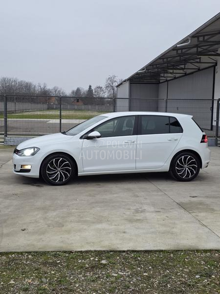 Volkswagen Golf 7 105 k s