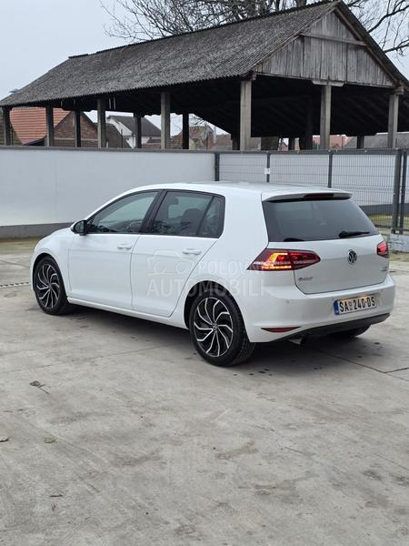 Volkswagen Golf 7 105 k s
