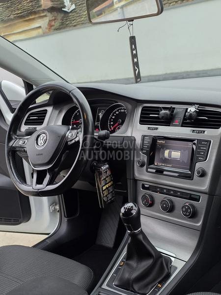 Volkswagen Golf 7 105 k s