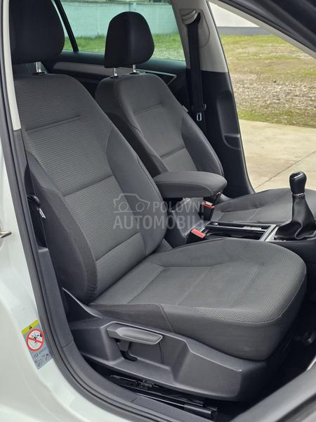 Volkswagen Golf 7 105 k s