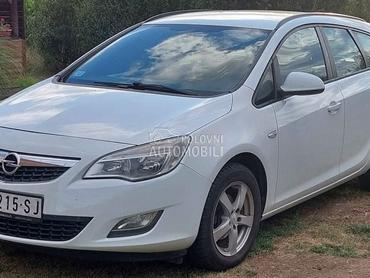 Opel Astra J 1.4 Turbo