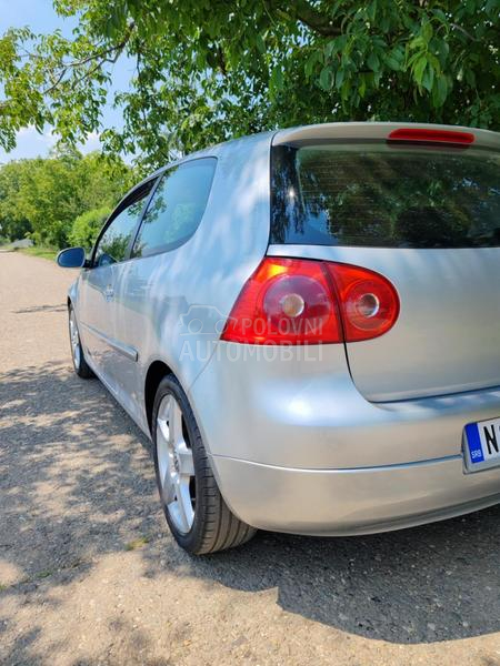 Volkswagen Golf 5 1.9 TDI