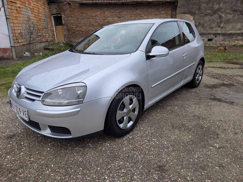 Volkswagen Golf 5 1.9 TDI