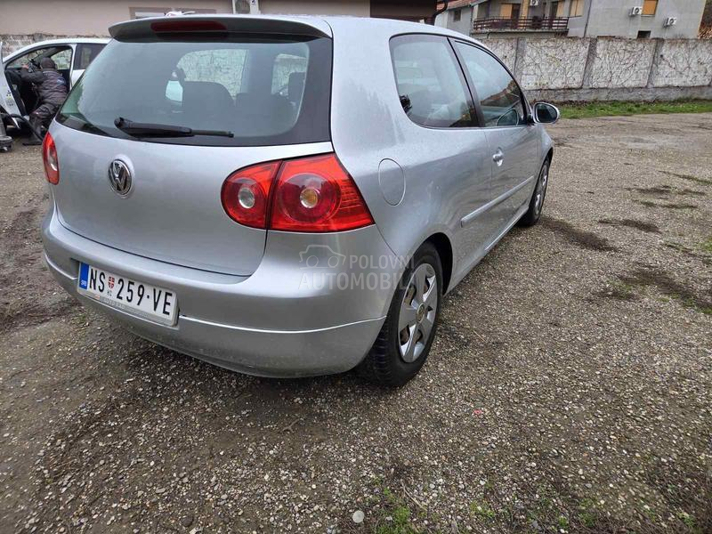 Volkswagen Golf 5 1.9 TDI